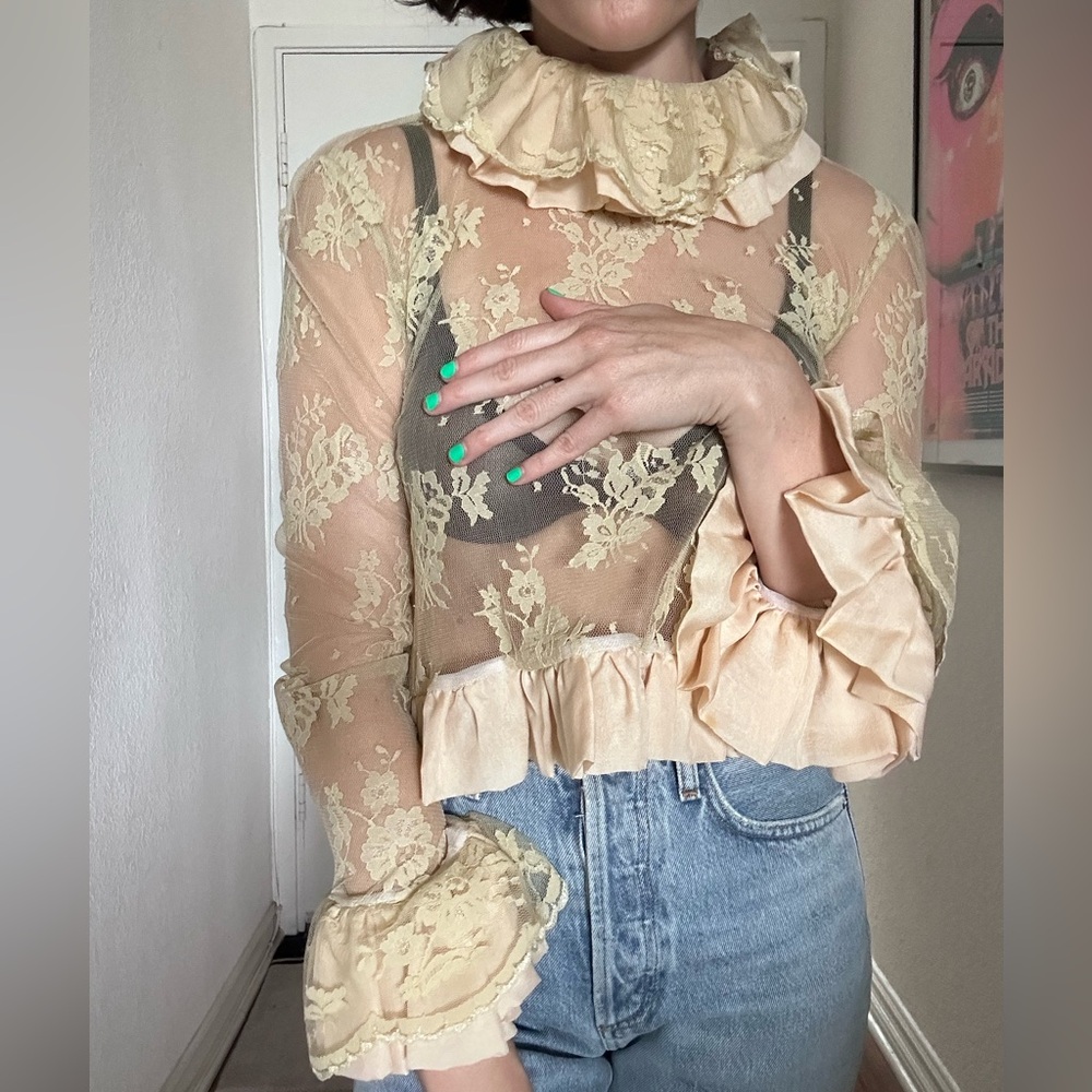 Annie Sofie Madsen lace and silk blouse. Open back. Size small.